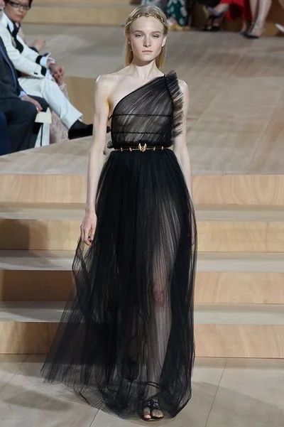 Look 28